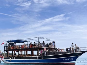 Antalya Waterfall Boat Tour with Lunch Transfer and Soft Drinks