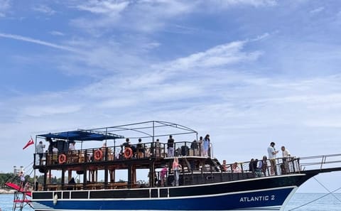 Antalya Waterfall Boat Tour with Lunch Transfer and Soft Drinks