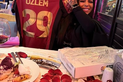 Private Yacht Birthday or Anniversary Celebration in Istanbul