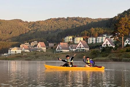 Kayaking and SUP at Tuyen Lam Lake: Sunrise, Morning, and Sunset Adventures