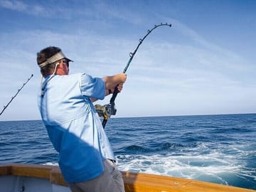 Private Boat , Fishing , Snorkeling , Dolphins & Lunch – Hurghada