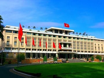 Full Day Guided Tour in Cu Chi Tunnels and Ho Chi Minh City