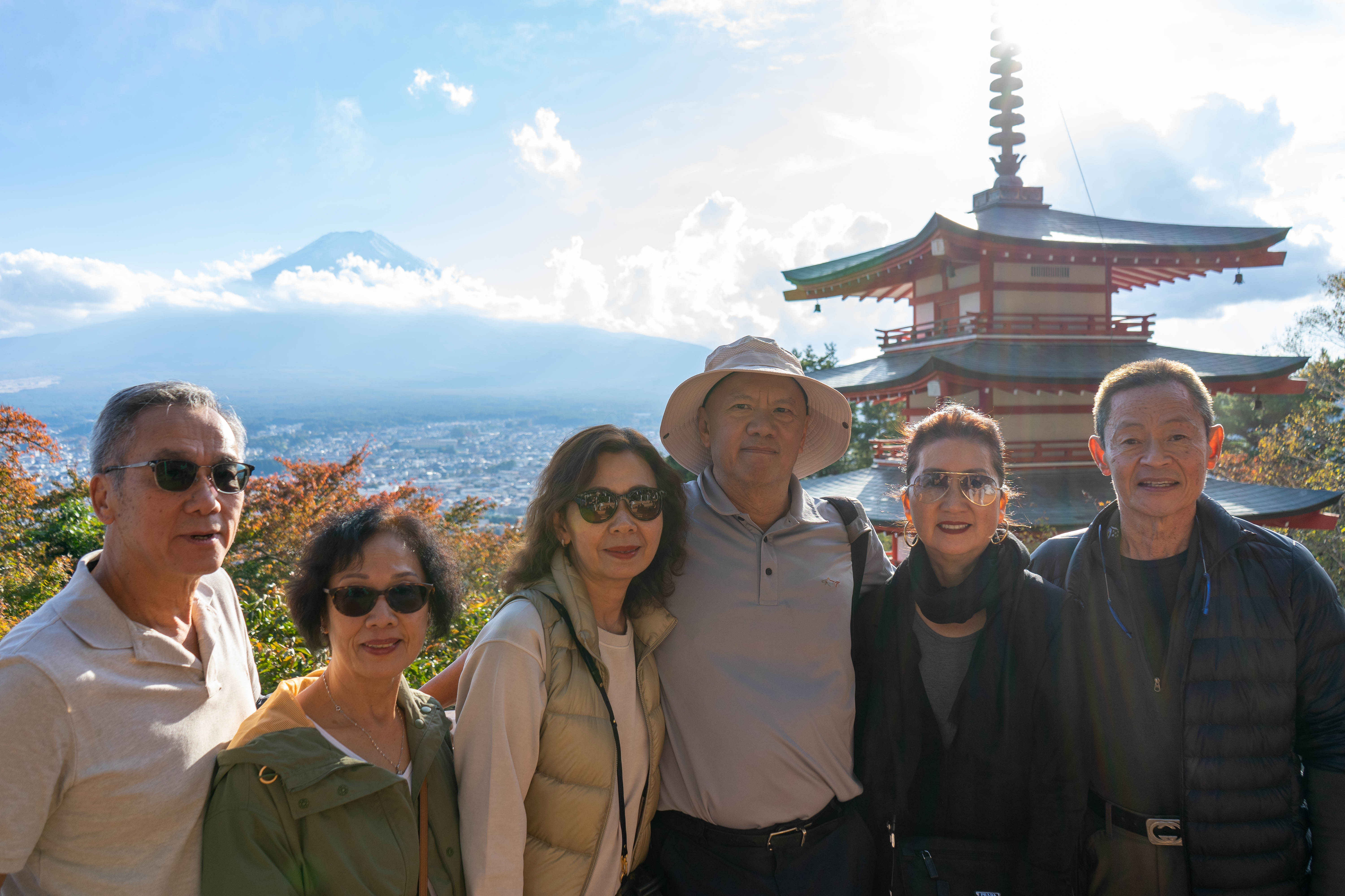 Mt. Fuji Private Sightseeing Tour with Local from Tokyo