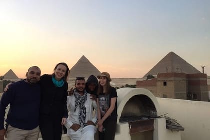 Private full day tour to Giza Pyramids, Sphinx, Sakkara and Dahshour with guided