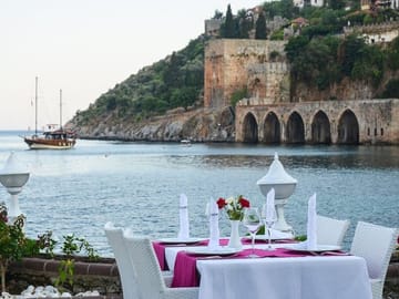 Alanya Seafront Dinner Experience by the Red Tower