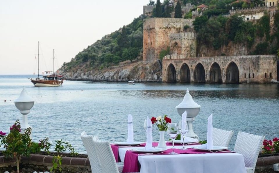 Alanya Seafront Dinner Experience by the Red Tower