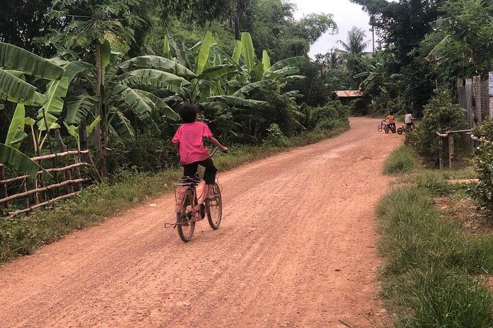Half day morning bicycle tour to Explore local livelihood and test local snacks