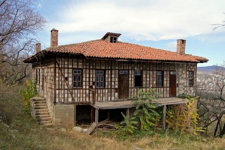 5 Hour Alternative Tbilisi Private City Tour 4