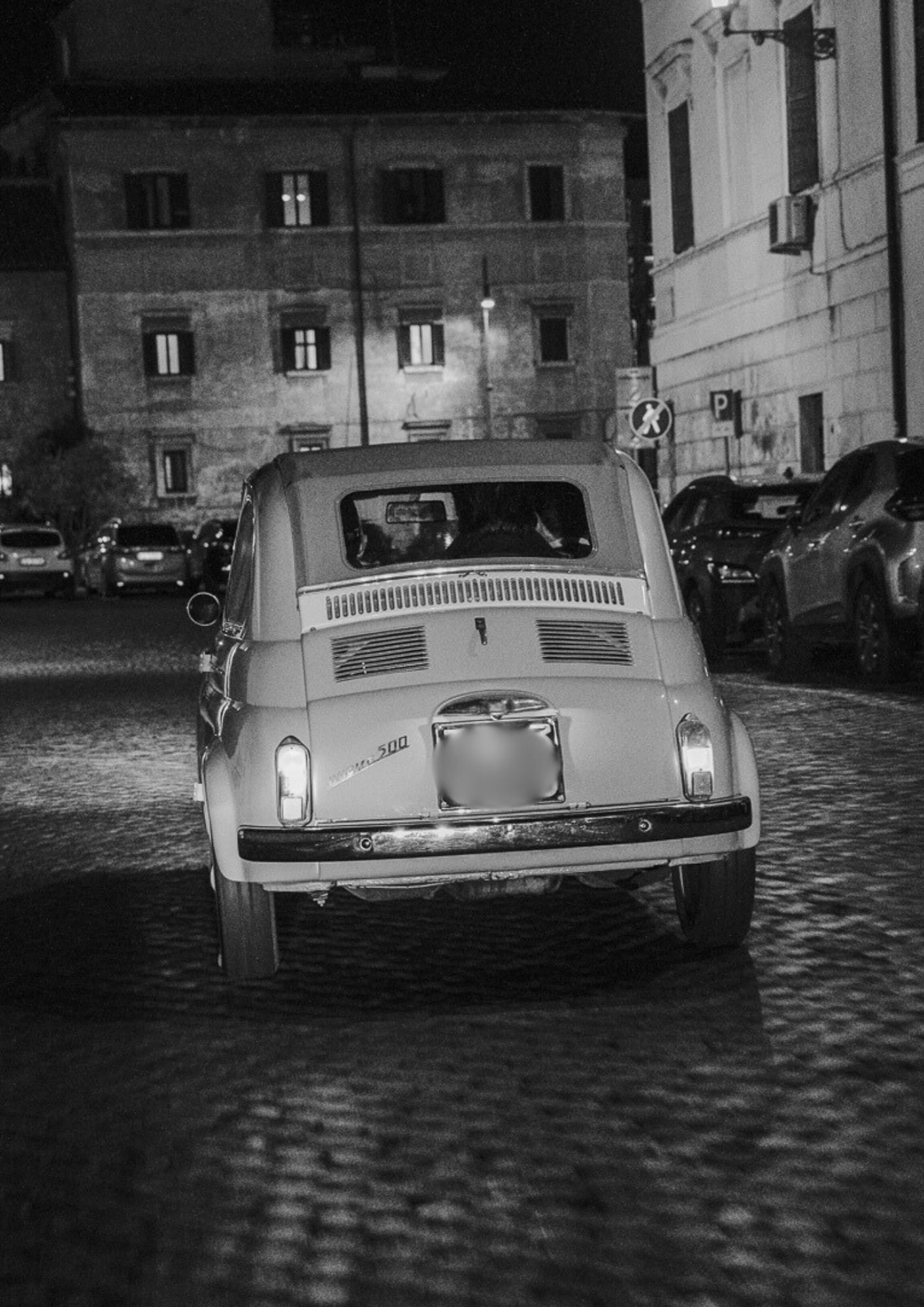 Feel the magic of the Eternal City on a private vintage Fiat 500 tour in Rome, where classic Italian style meets the top views of the Rome.