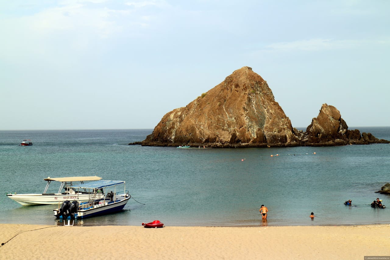 Dubai - Fujairah Scenic Drive & Family Fun at Snoopy Island (Full Day ) with private transfer  10
