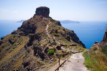 Private Walking Tour of Santorini's Caldera Landscapes