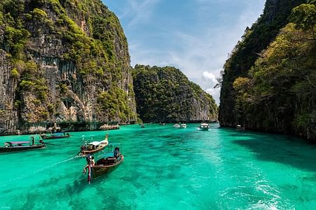 Phi Phi Private Deluxe Longtail Boat Tour All inclusive