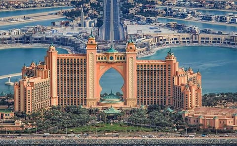 Private Dubai City Tour with Ski Dubai Experience Pass