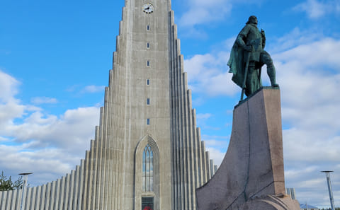 8-Day Small Group Tour of Iceland's Landscapes and Culture
