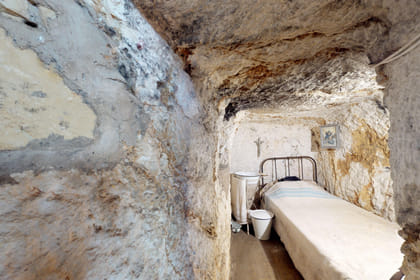 Mosta City Highlights Tour (Including Buffet Lunch & Mobile Phone App.)