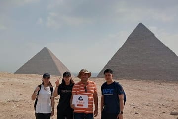 Private Guided Tour of Giza Pyramids and Saqqara