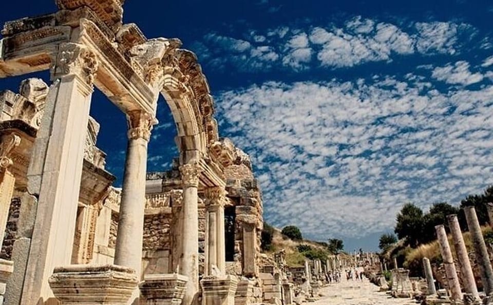 Ephesus and Pamukkale Tour with Wine Tasting from Kusadasi