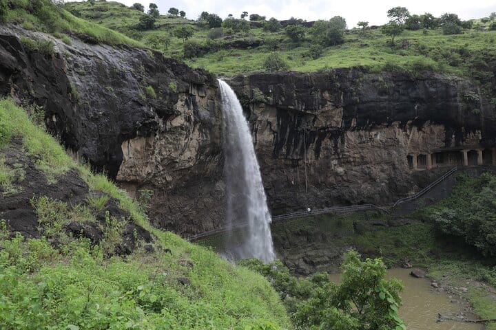 Aurangabad to Vadodara: Explore the Man-made Wonder of India