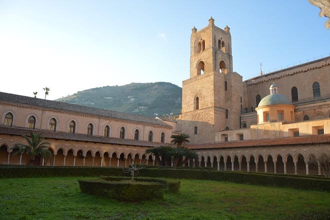 Private Full-Day Tour Palermo, Monreale and Cefalù  10