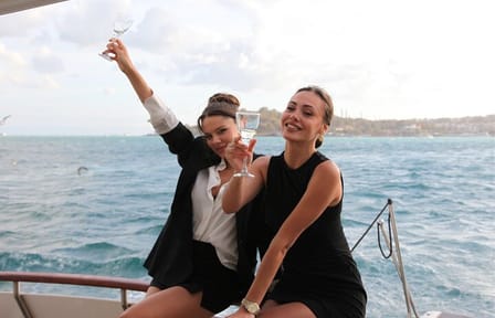 Istanbul Sunset Yacht Cruise with Scenic Bosphorus Views