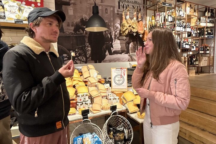 Private Walking Food Tour in Amsterdam 10