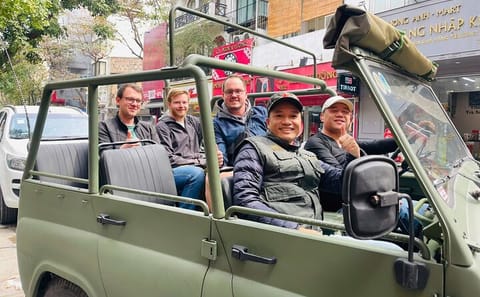 Hanoi Jeep Tour to Bat Trang Ceramic Village and Surroundings