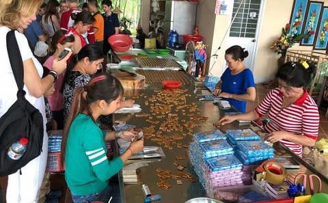 Mekong Delta Day Tour with Honey Farm and Coconut Candy Visit