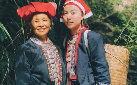 Sapa Hidden Trails Guided Tour from Topas Ecolodge