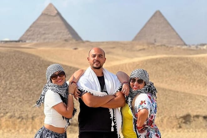 Best Day Tour Pyramids Sphinx and Egyptian Museum with Felucca