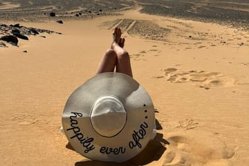 Two-Day Private Tour of Black and White Desert from Cairo