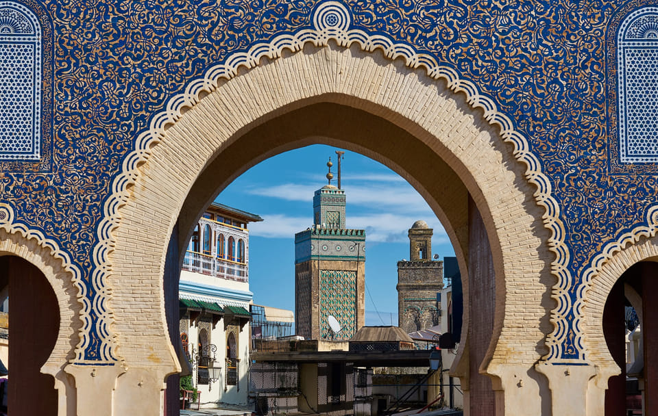 Private Transfer from Tangier to Fez with Personalized Stops