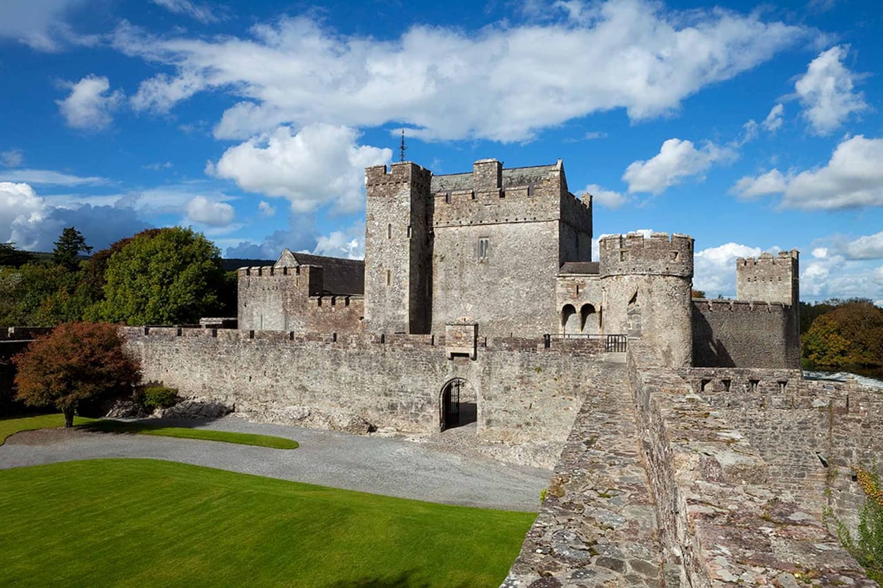 Rock of Cashel: Where Legends Live — Luxury Cave & Castle Adventure from Killarney 6