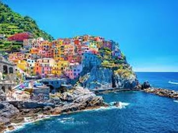 Cinque Terre Exclusive Private Tour – Luxury Gift Experience from Florence