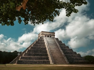 Small Group with early access to Chichen Itza, Coba and Cenote