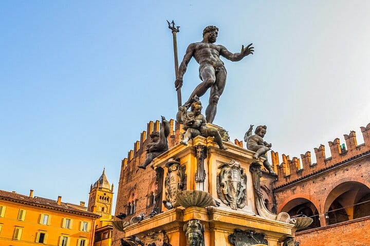 TOP Bologna : Private guided tour with your mobile 4