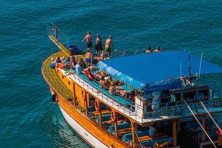 Alanya Relaxing Boat A Peaceful Escape on the Turquoise Coast