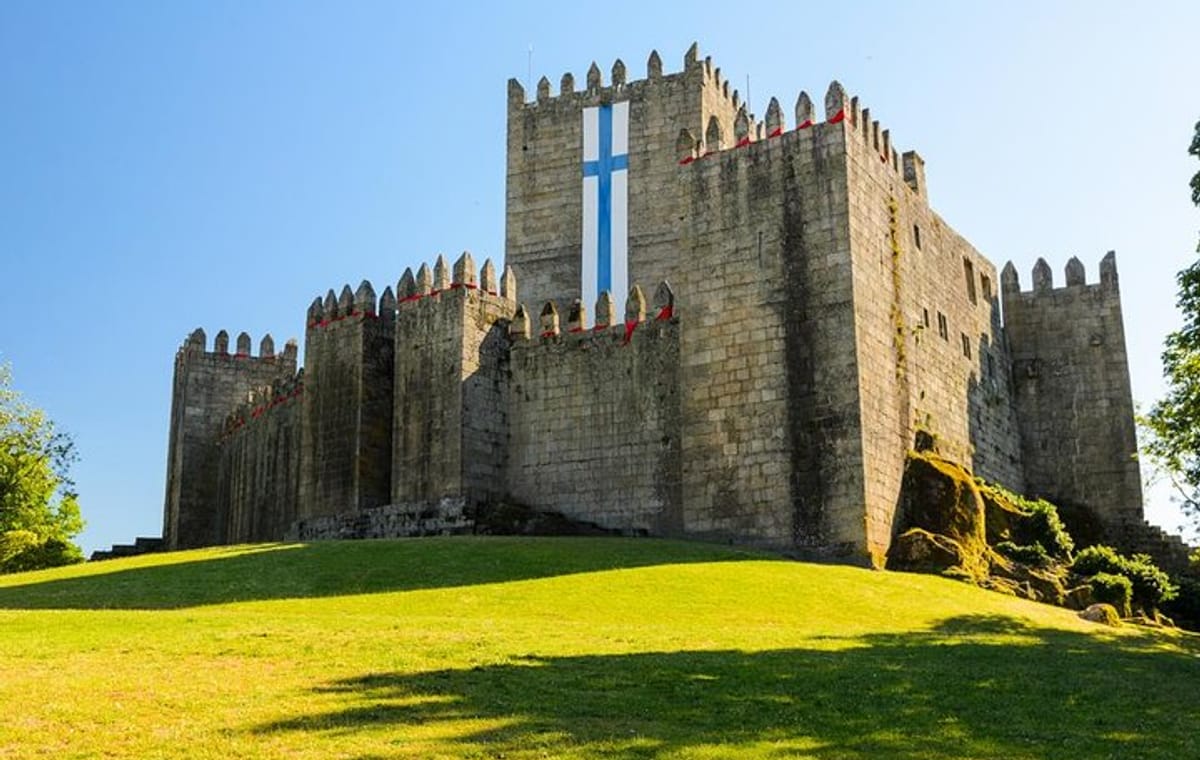 Minho Tour Private (Braga and Guimarães) Full Day