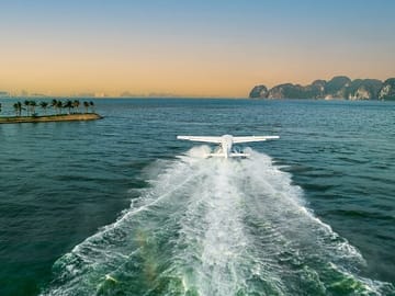 Halong's Wonders from Above 25 Minutes Seaplane Tour From Halong