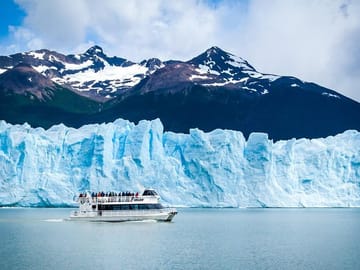 Boat tour