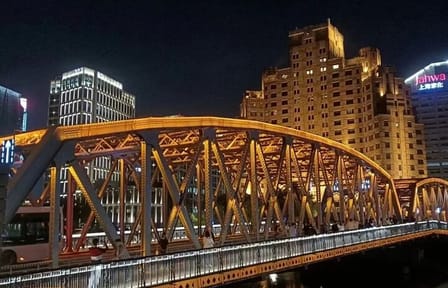Shanghai Night River Cruise with Yang's Dumpling Dinner
