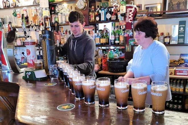 Aran islands of Inisheer/Inishmore pub tour from Galway City. Private guided.  3