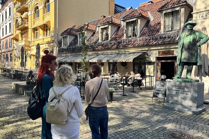 Looking at a restaurant and sculptures