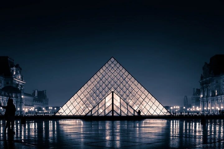 Louvre With Hotel Pick up And Seine Cruise Tickets  7