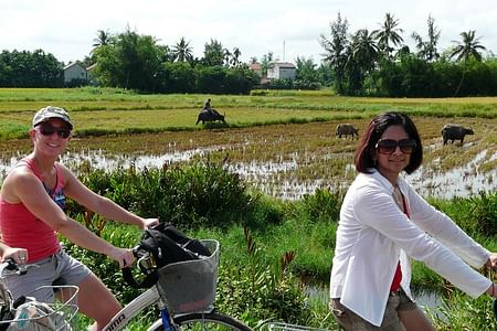 Explore Hoi An’s Craft Villages: Biking, Wood Carving & Basket Boat Ride