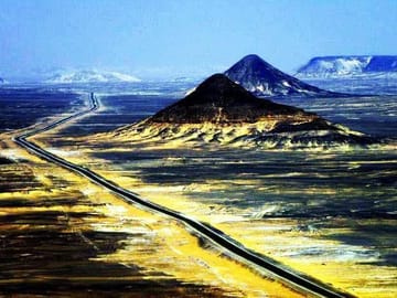 8-Day Egyptian Safari in the White and Black Desert