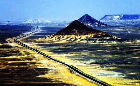 8-Day Egyptian Safari in the White and Black Desert