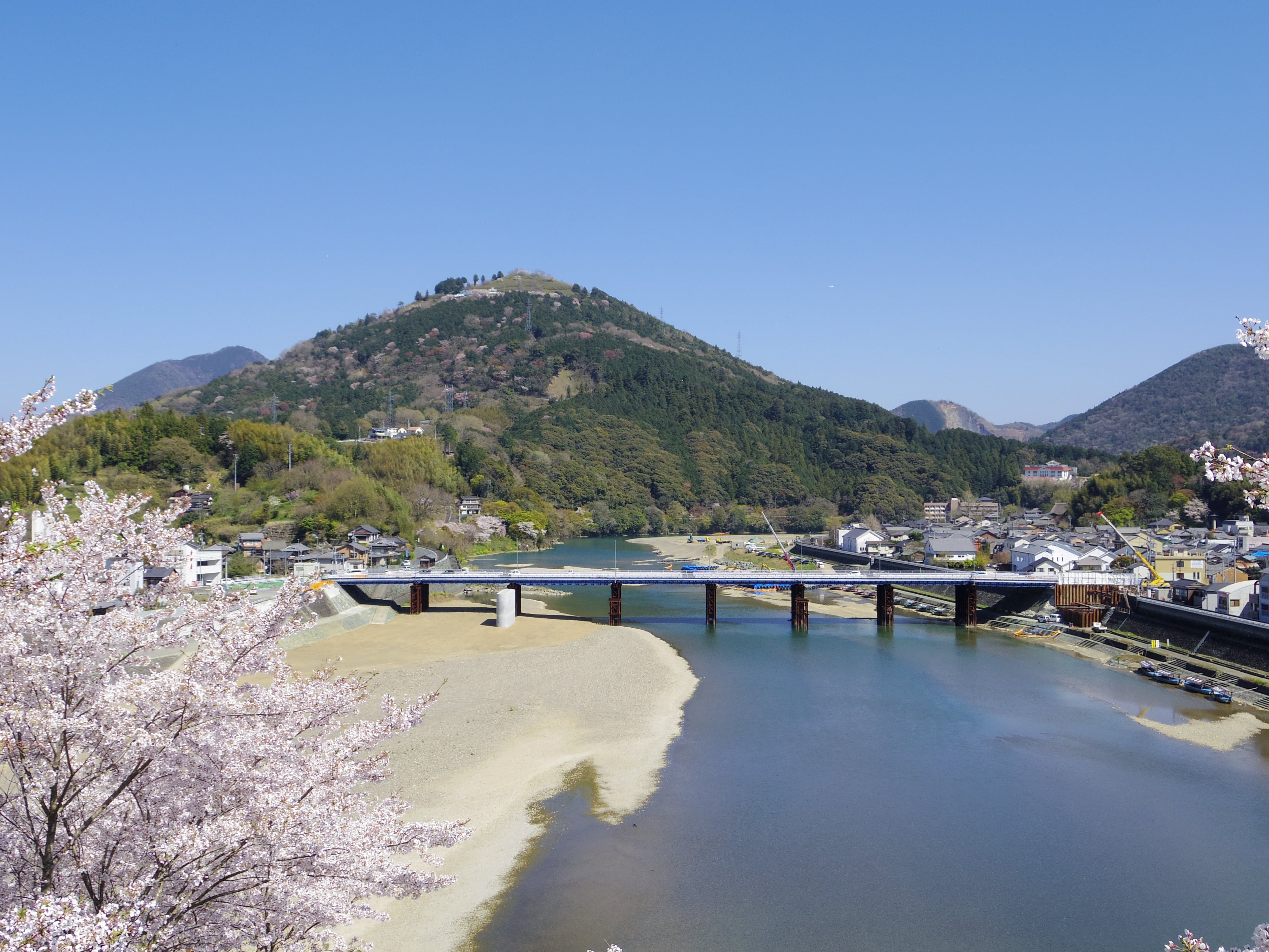 Ozu Custom Day Tour