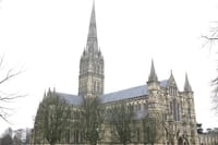 Full-Day Private Tour to Salisbury, Stonehenge and Woodhenge  4