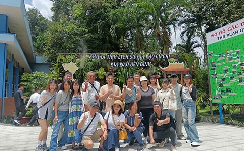 Full Day Tour of Ho Chi Minh City and Cu Chi Tunnels