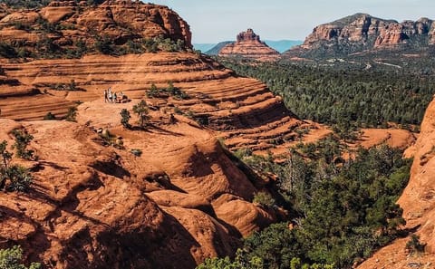Small-Group Full Day Tour from Phoenix to Sedona and Grand Canyon